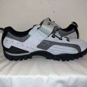 Womens Shimano SH-MT40WL Gray Suede Mountain Biking Shoes
